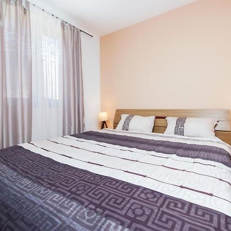 Apartment Deluxe Rovinj Luaran gambar